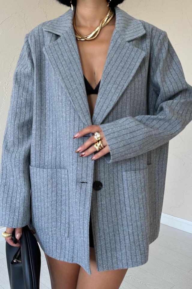 Gri Çizgili Oversize Ceket