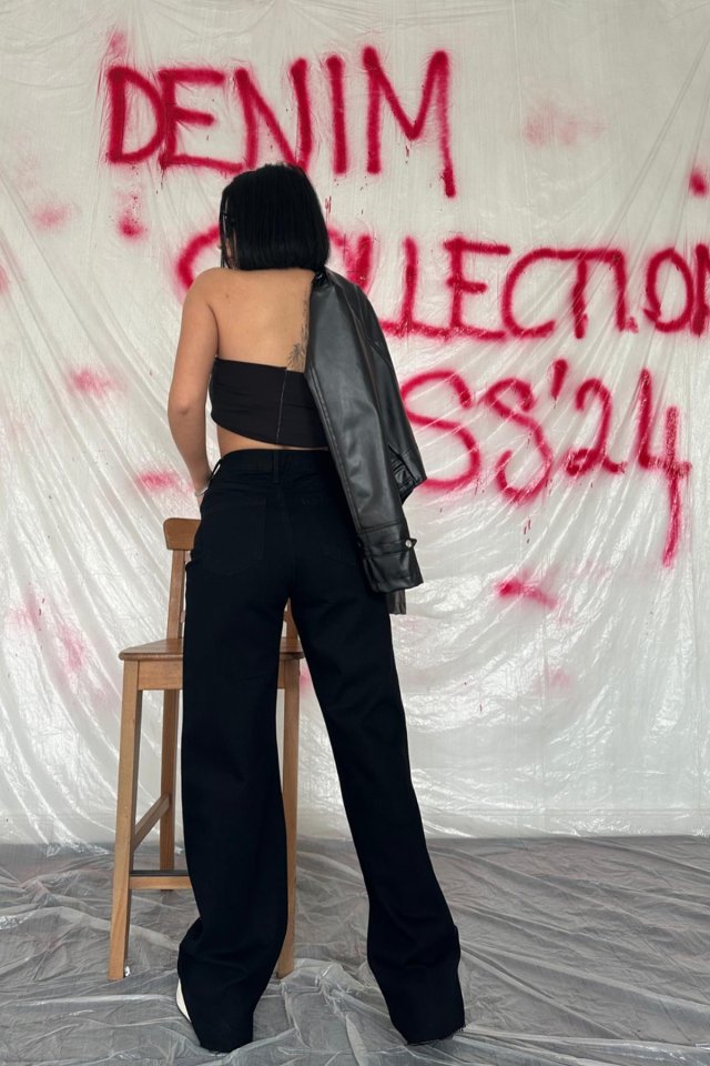 Siyah Yüksek Bel Ve Geniş Paça Jeans Pantolon