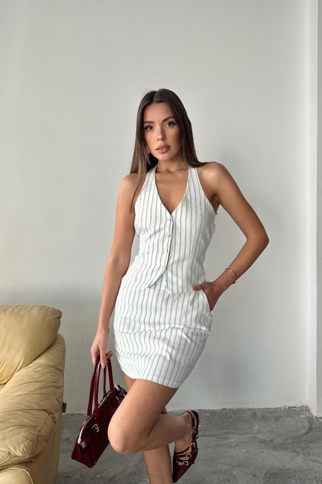 Beyaz Çizgili Yelek Ve Etek Takım